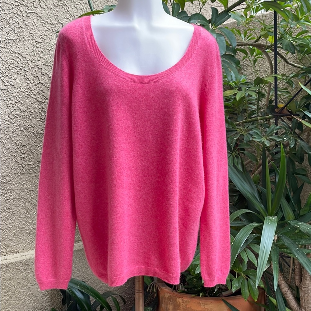 Pink Talbots Women's Cashmere Sweater
